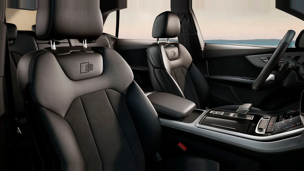 Audi Q8 SUV S line 45 TDI Quattro Tiptronic en leasing — Interior