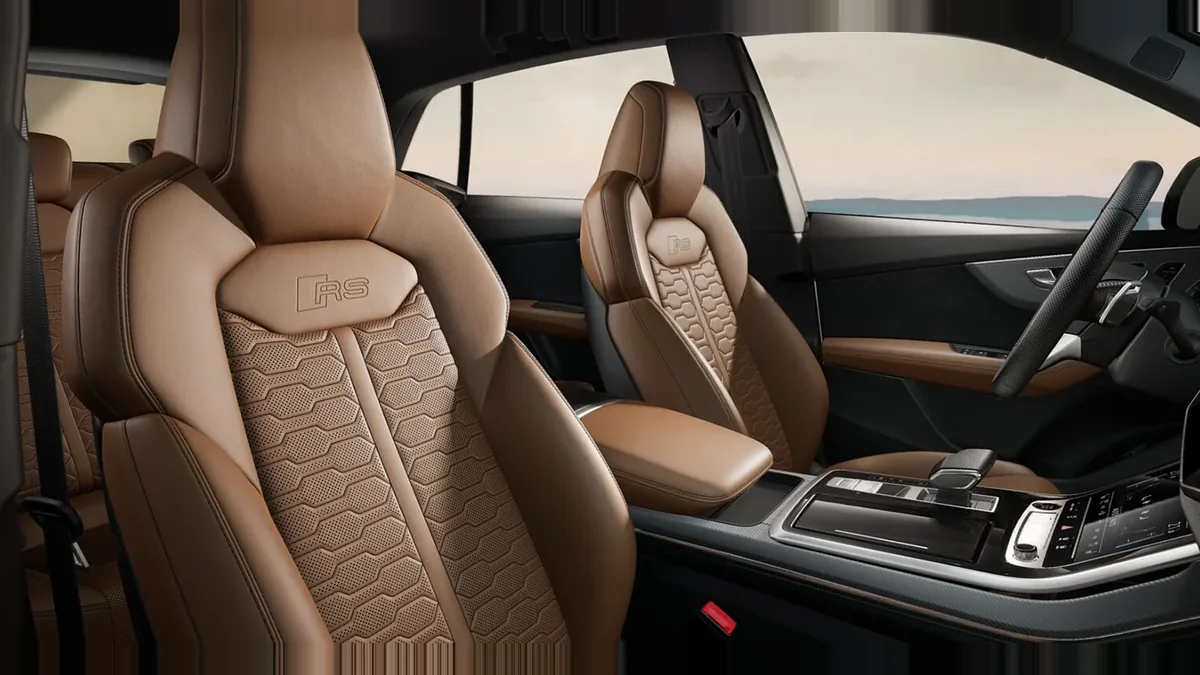 Audi RS Q8 441kW TipTronic en leasing — Interior