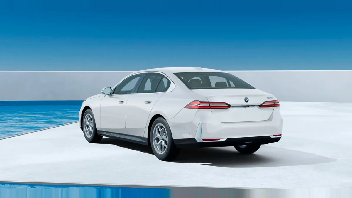 BMW Serie 5 520d en leasing — Lateral