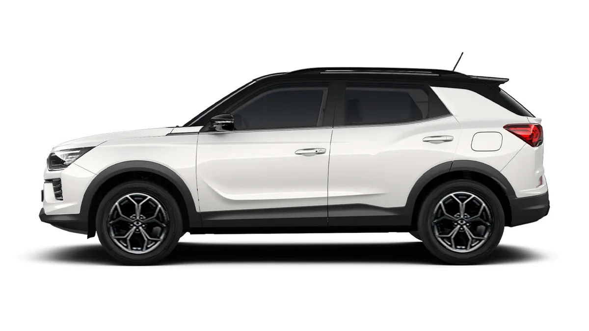 KGM Korando G15 Urban Plus 4x2 en leasing — Lateral
