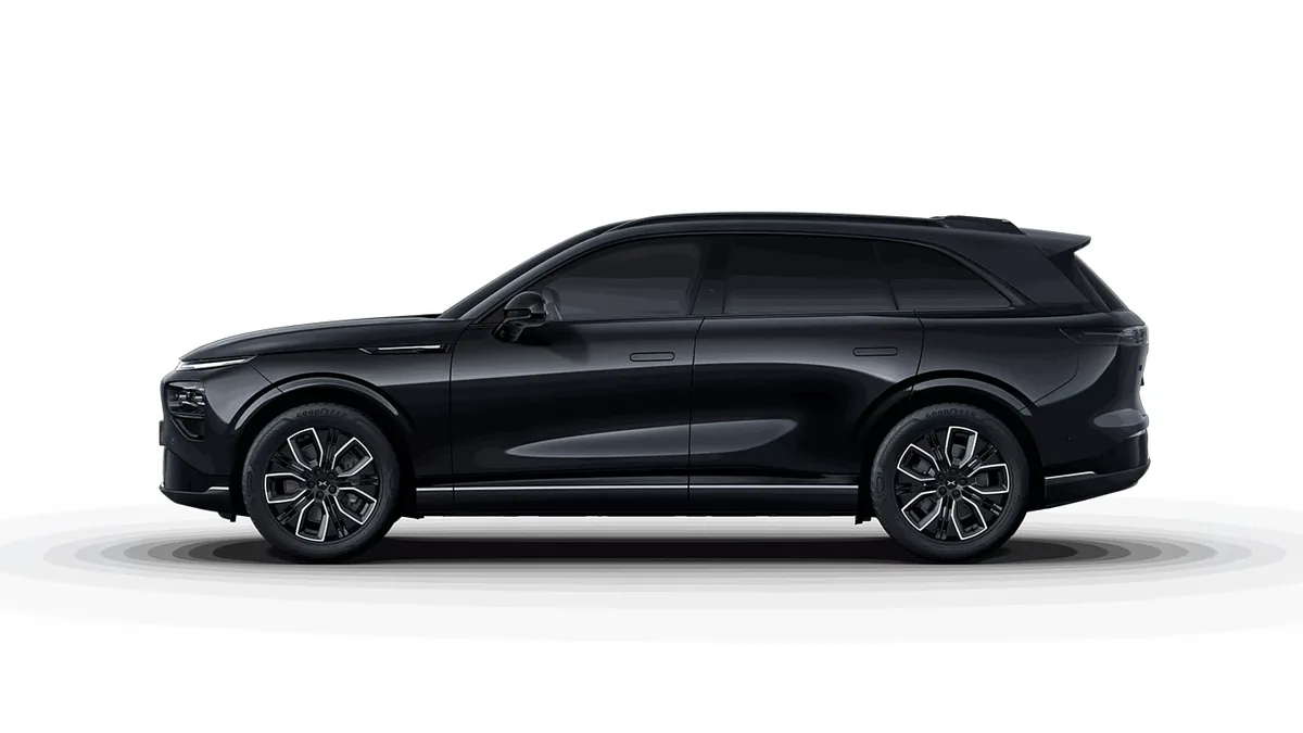 XPENG G9 RWD Long Range en leasing — Lateral