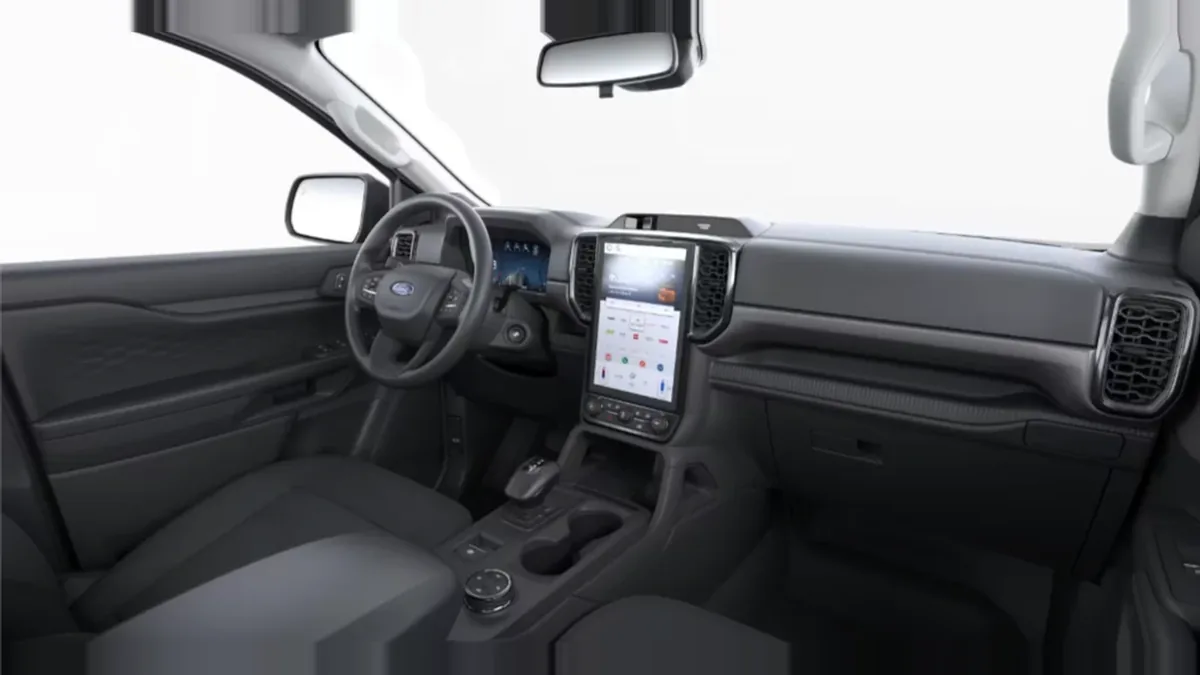 Ford Ranger XLT Doble Cabina 3.0 EcoBlue V6 240CV Automático en leasing — Interior