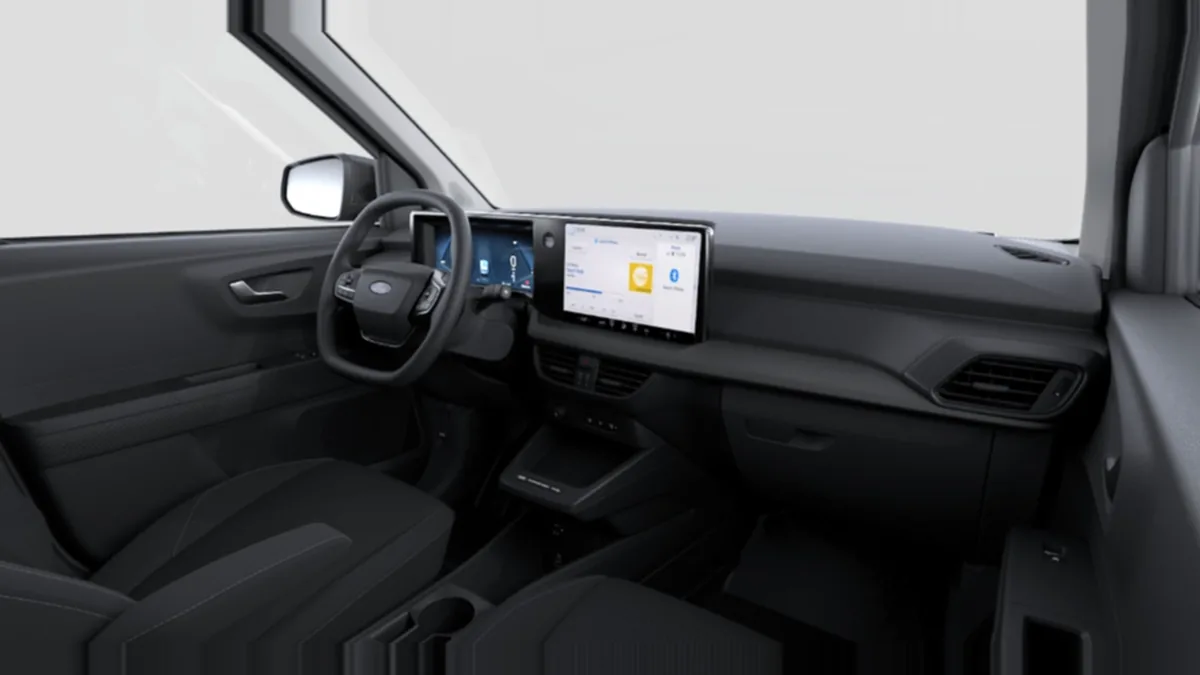 Ford Transit Courier Van Trend BEV 136cv Automática II en leasing — Interior