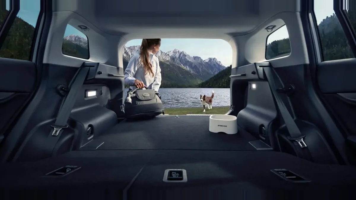 Jaecoo 5 Híbrido Pure 1.5 TGDI 165kW (224CV) 4x2 en leasing — Interior