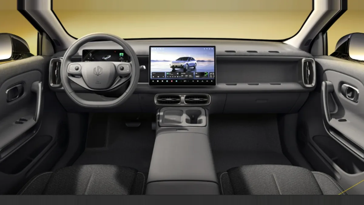 Leapmotor B05 5P BEV 56.2kWh Life en leasing — Delantera
