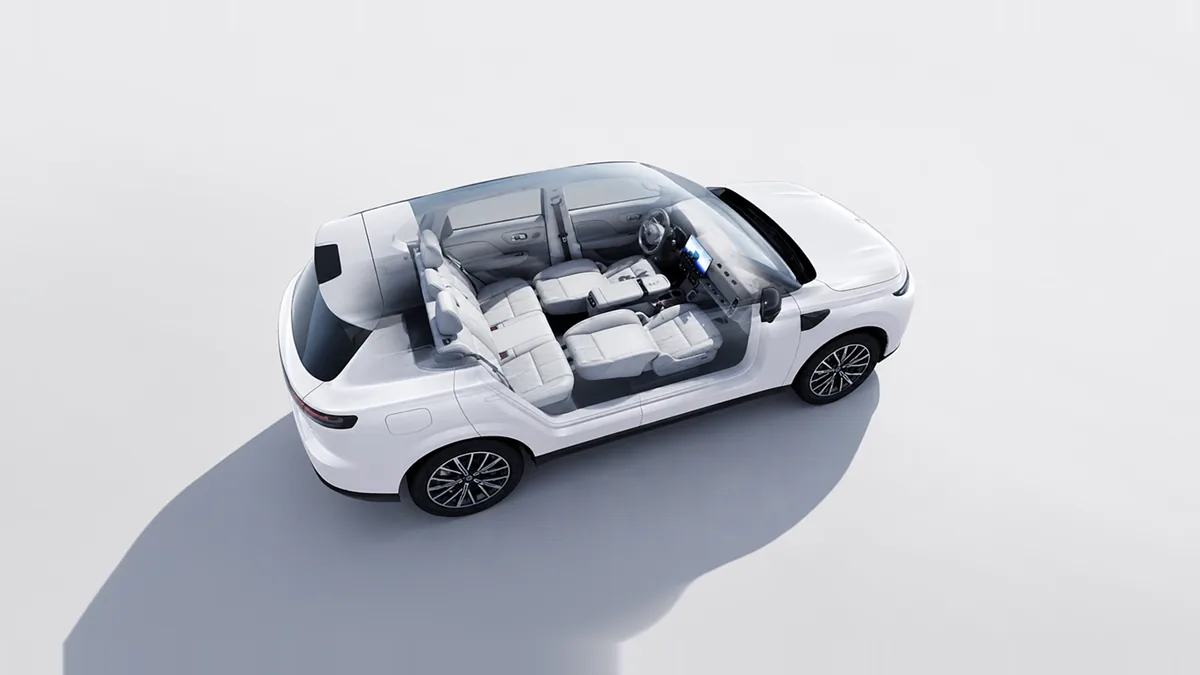 Leapmotor B10 REEV 18.8 kWh Life AT en leasing — Trasera