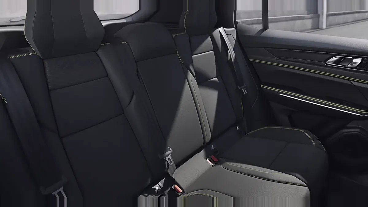 Lynk & Co 01 Core en leasing — vista 6