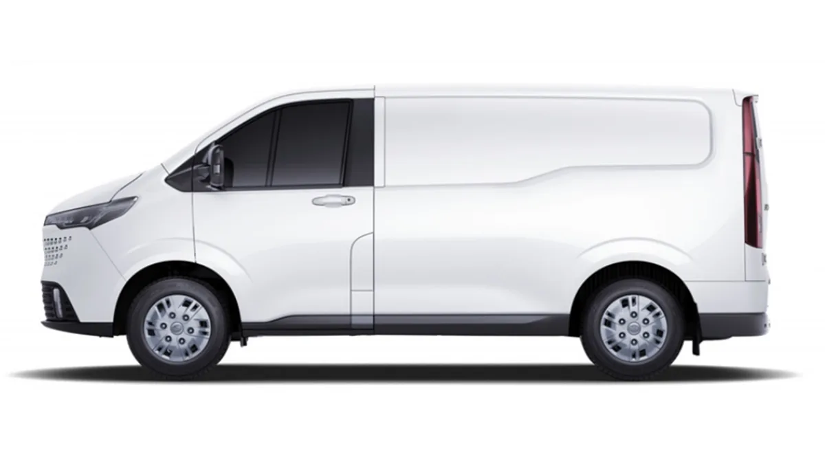 Maxus Deliver 7 Furgón 2.0D L2H1 150 (MERCANCÍAS PROPIAS) en leasing — Trasera