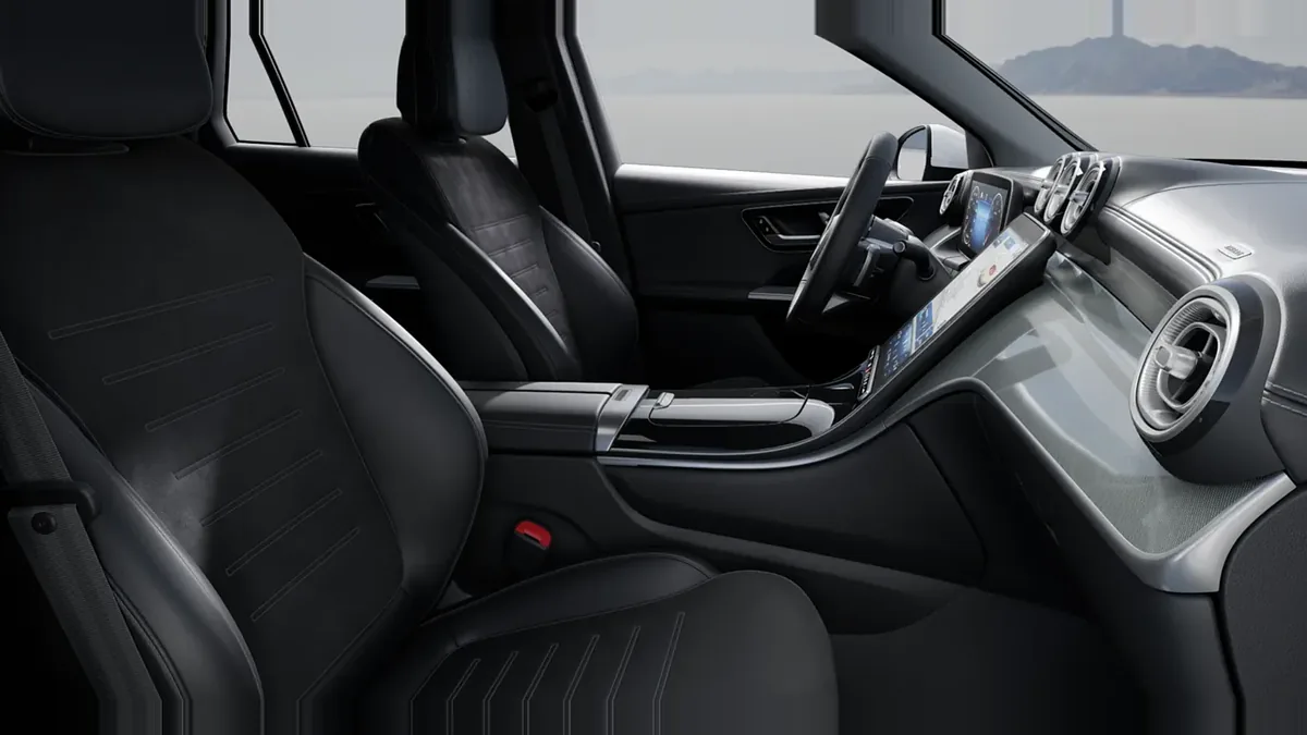 Mercedes-Benz GLC 220D 4MATIC en leasing — Interior