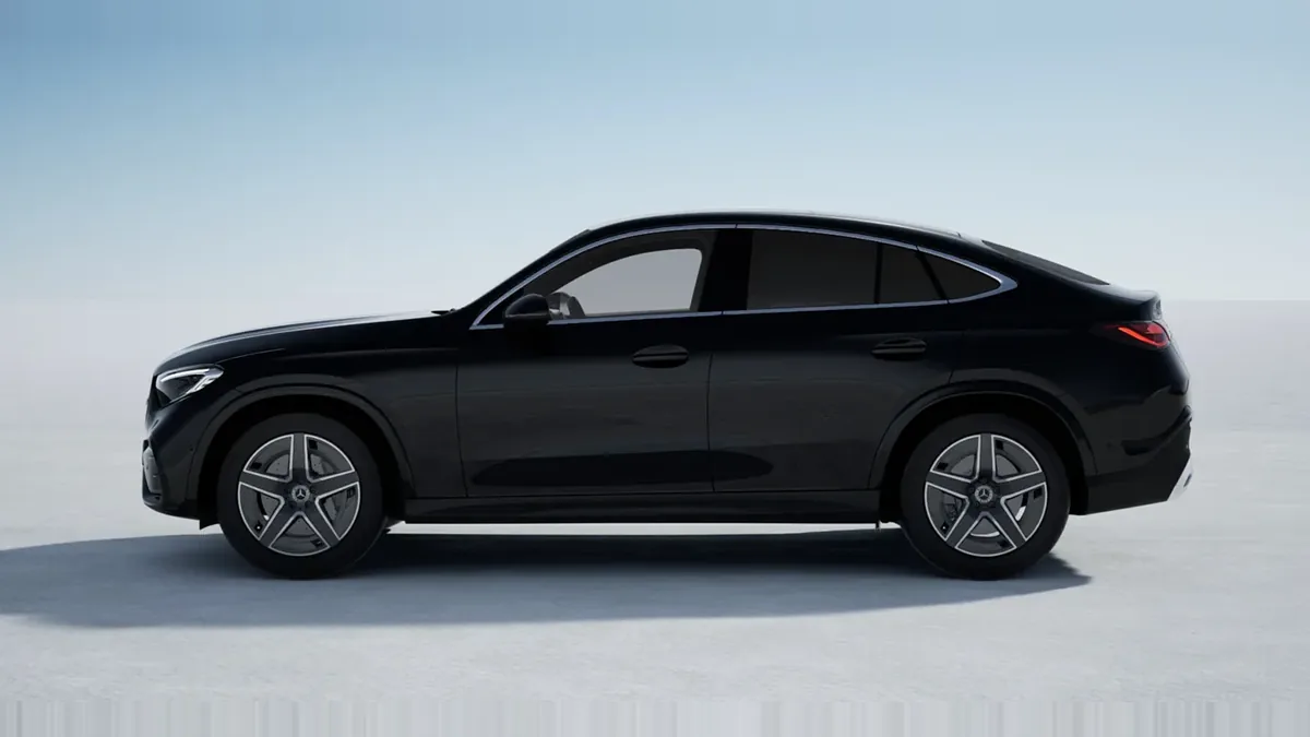 Mercedes-Benz GLC Coupé 300 de 4MATIC QS en leasing — Lateral