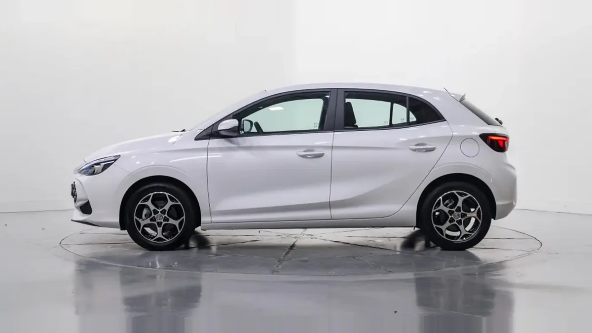 MG 3 1.5 Comfort en leasing — Lateral