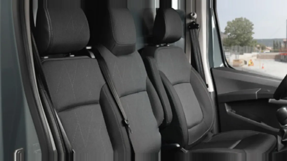 Nissan Primastar Furgón 2.0 DCI S&S L1H1 Acenta 110CV (MERCANCÍAS PROPIAS) en leasing — Trasera