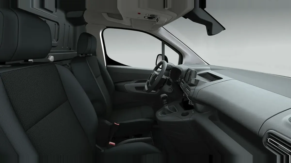 Opel Combo-e Cargo M 800kg en leasing — Delantera