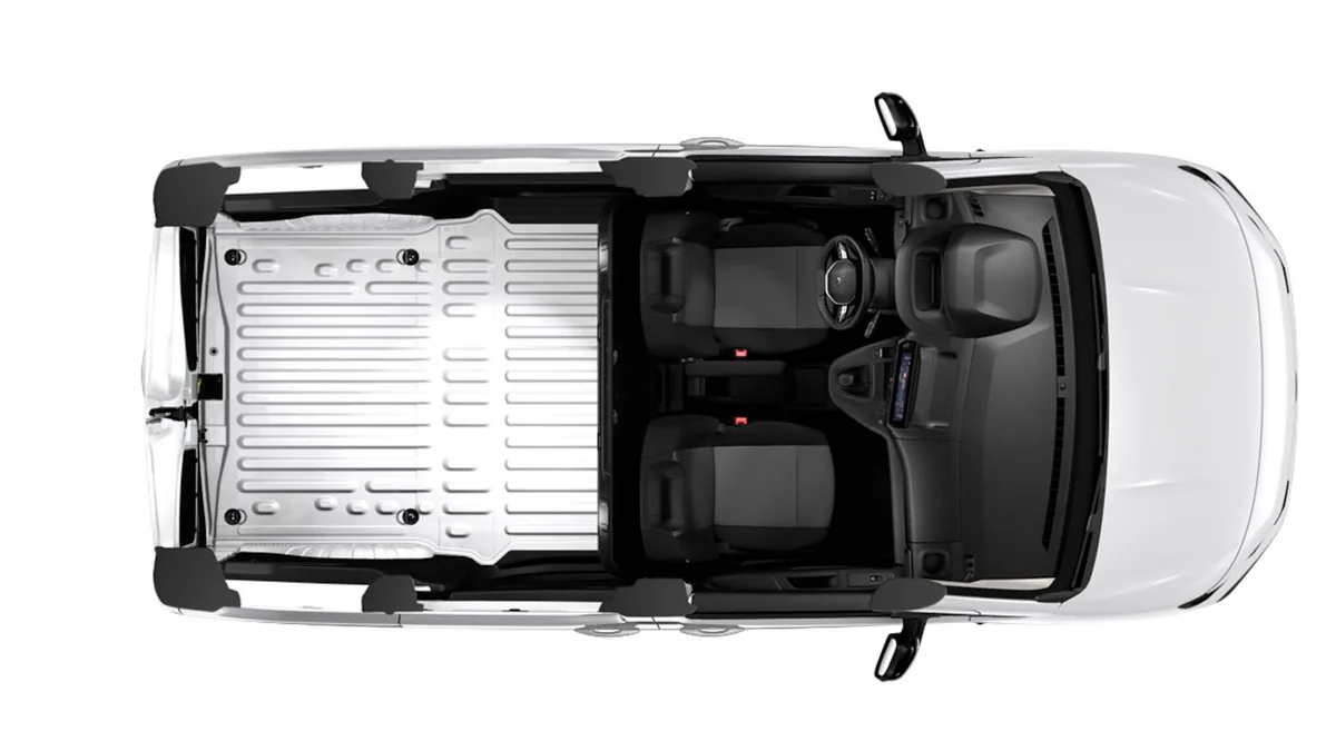 Peugeot Partner Furgón M Diésel 100CV Man en leasing — Interior