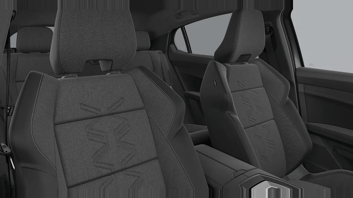 Renault RAFALE TECHNO E-TECH FULL HYBRID 200CV en leasing — Interior