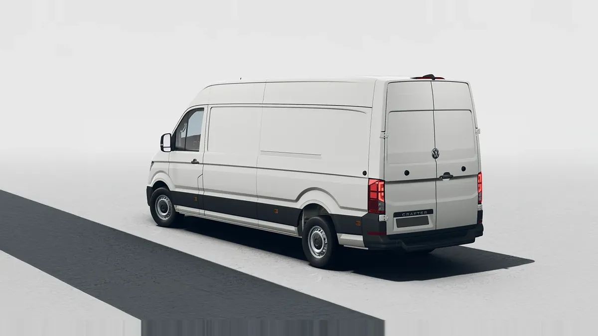 Volkswagen Crafter 35 Furgón BL TA L4H3 2.0 TDI 103kW (140CV) - ISOTERMO en leasing — Delantera