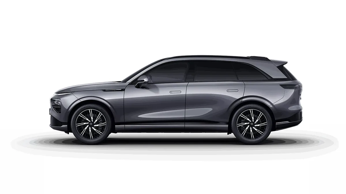 XPENG G9 AWD Performance en leasing — Delantera